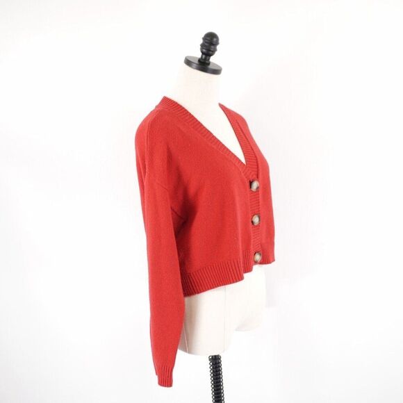 Forever 21 Red V-Neck Button Cropped‎ Medium Cardigan Sweater - Picture 6 of 9